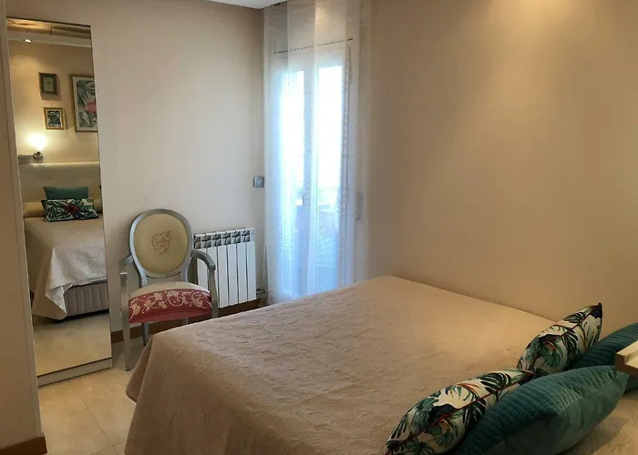 ベッド・アンド・ブレックファスト En *